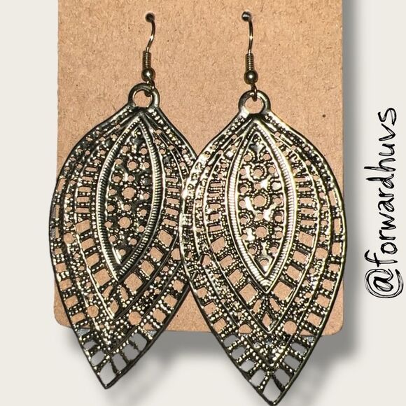 Bundle Sale 3 for $15 | Gold Tone Layered Leaf Cutout Earrings - Picture 1 of 6